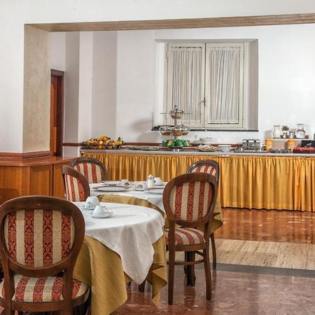 Hotel Cesare 14 نابولي المظهر الخارجي الصورة