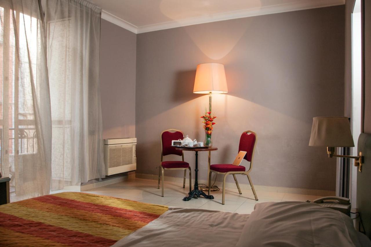 Hotel Cesare 14 نابولي المظهر الخارجي الصورة